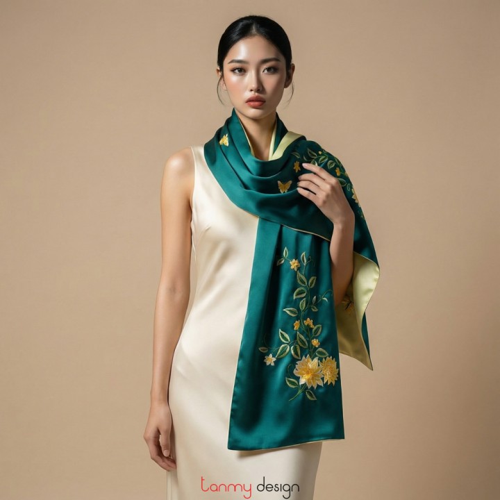 Khăn lụa 2 mặt xanh thêu hoa cúc vàng 40*200 cm